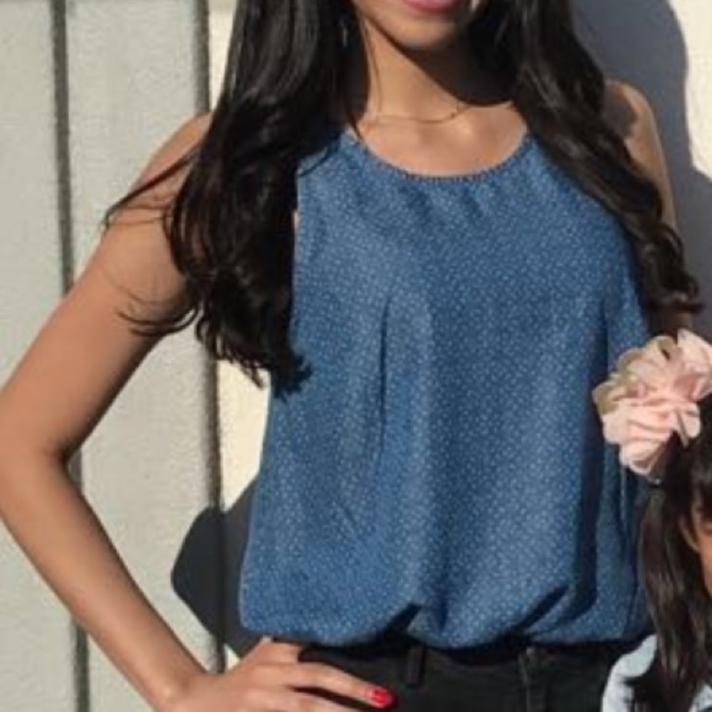 Universal Thread Women’s Chambray Denim Tank Top